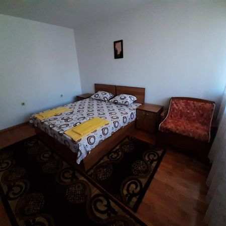 Къща За Гости Петрови Primorsko Buitenkant foto