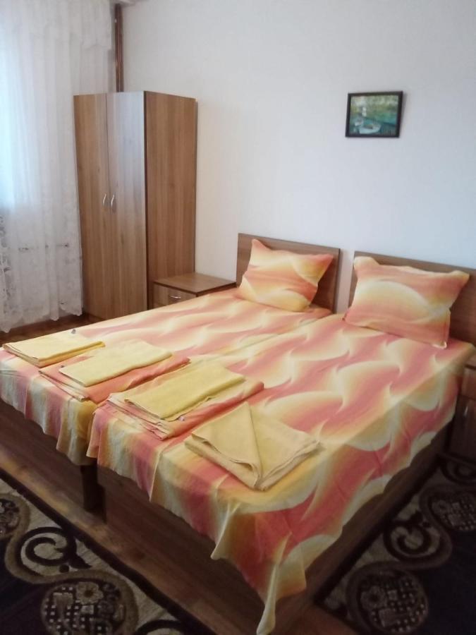Къща За Гости Петрови Primorsko Buitenkant foto